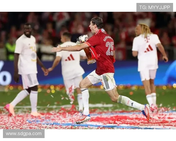 穆勒：用表现点燃球迷激情是我的追求